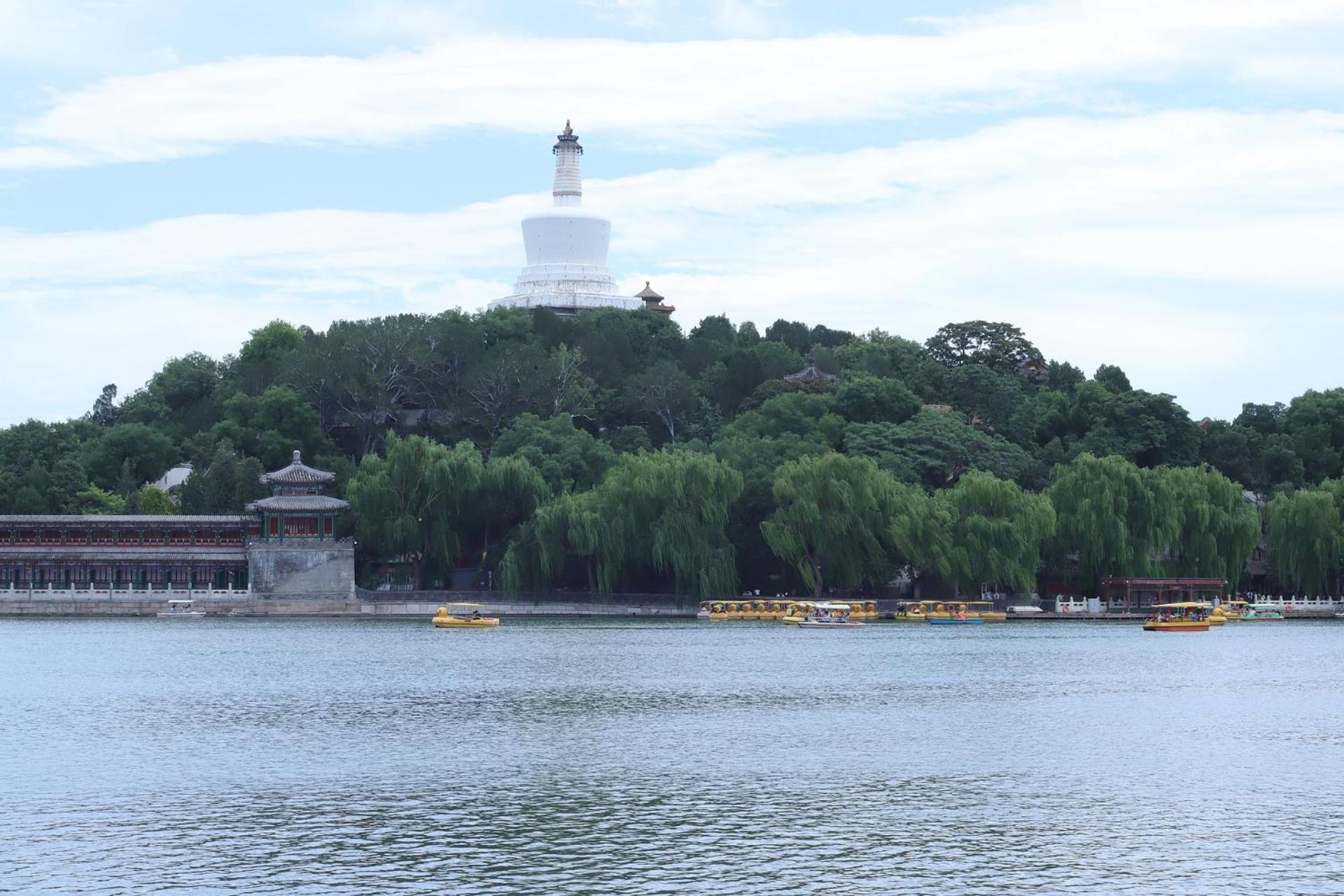 Nostalgia Hotel Beijing Guozijian Ghost Street - Near Beijing Lama Temple, Beihai Park, Jingshan Park, Drum Tower, Houhai Bar Street, Tian'Anmen Square, Located In Beijing Traditional Hutongs, 5 Minutes Away From Beixinqiao Metro Station Luaran gambar