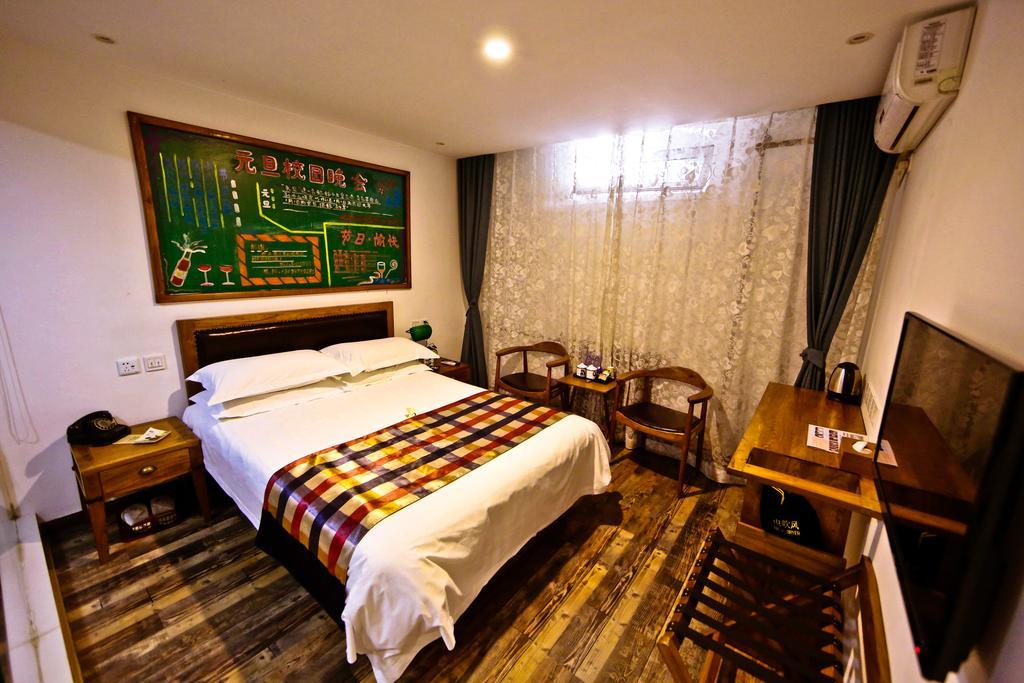 Nostalgia Hotel Beijing Guozijian Ghost Street - Near Beijing Lama Temple, Beihai Park, Jingshan Park, Drum Tower, Houhai Bar Street, Tian'Anmen Square, Located In Beijing Traditional Hutongs, 5 Minutes Away From Beixinqiao Metro Station Luaran gambar