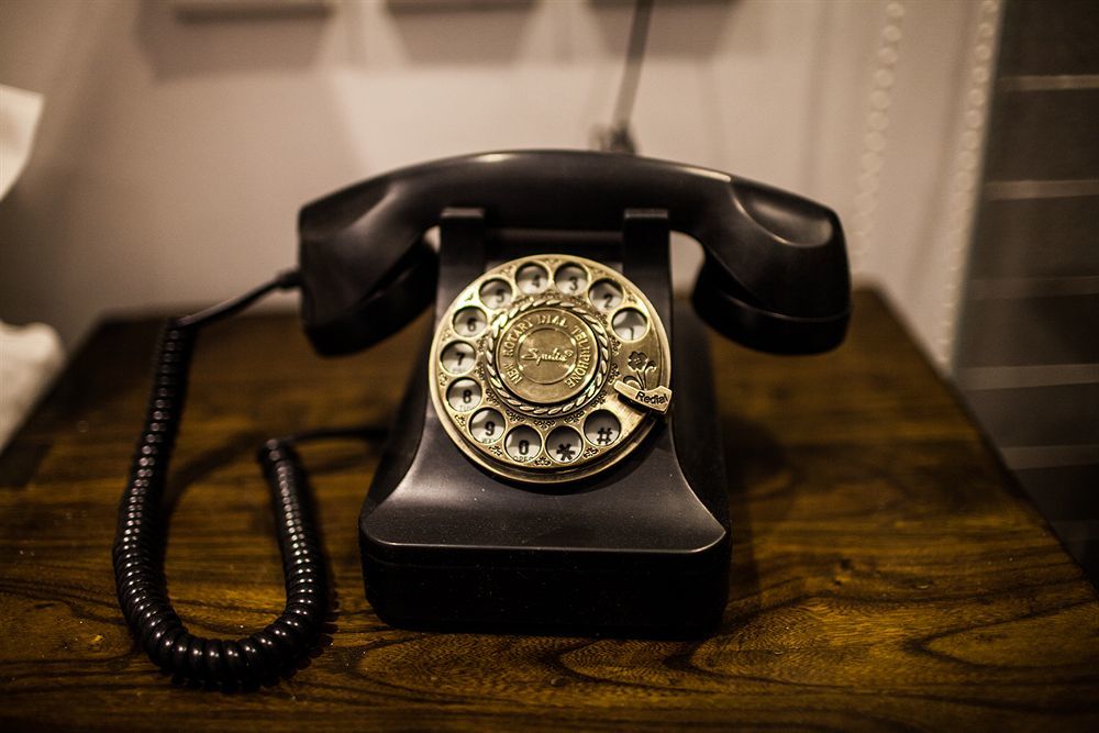 Nostalgia Hotel Beijing Guozijian Ghost Street - Near Beijing Lama Temple, Beihai Park, Jingshan Park, Drum Tower, Houhai Bar Street, Tian'Anmen Square, Located In Beijing Traditional Hutongs, 5 Minutes Away From Beixinqiao Metro Station Luaran gambar